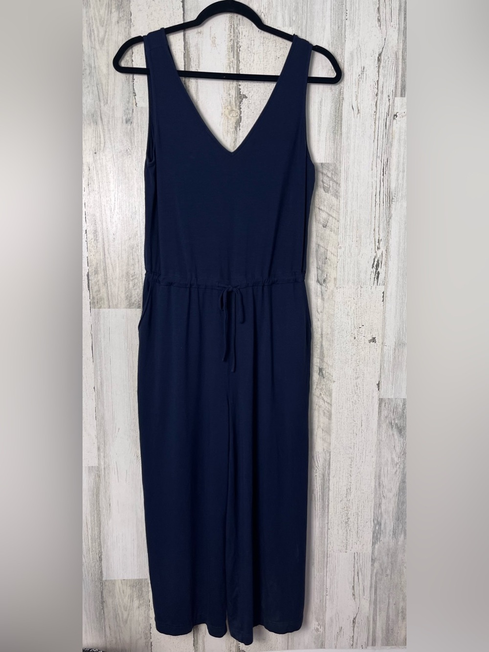 Banana Republic Navy V-Neck Sleeveless Jumpsuit small